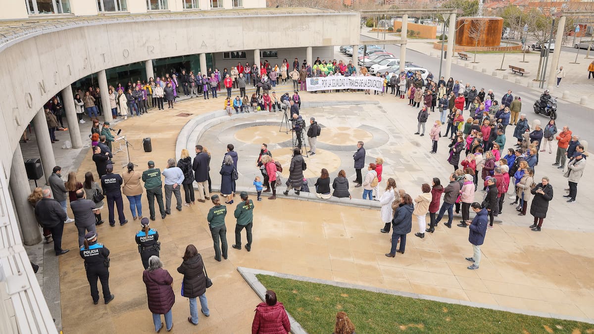 Teresa Zurita, portavoz Por Tres Cantos, denuncia que el PP haya roto el consenso del 8M y se haya negado a negociar el manifiesto institucional este año