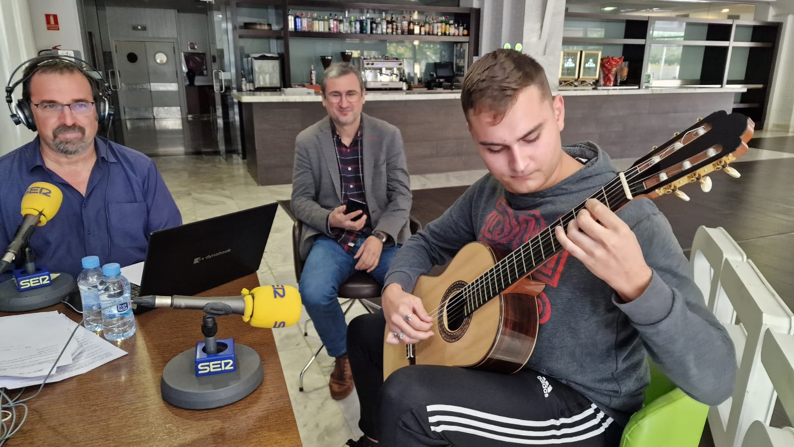 Juan Pedro Cánovas López, guitarrista totanero que estudia en el Conservatorio de Lorca