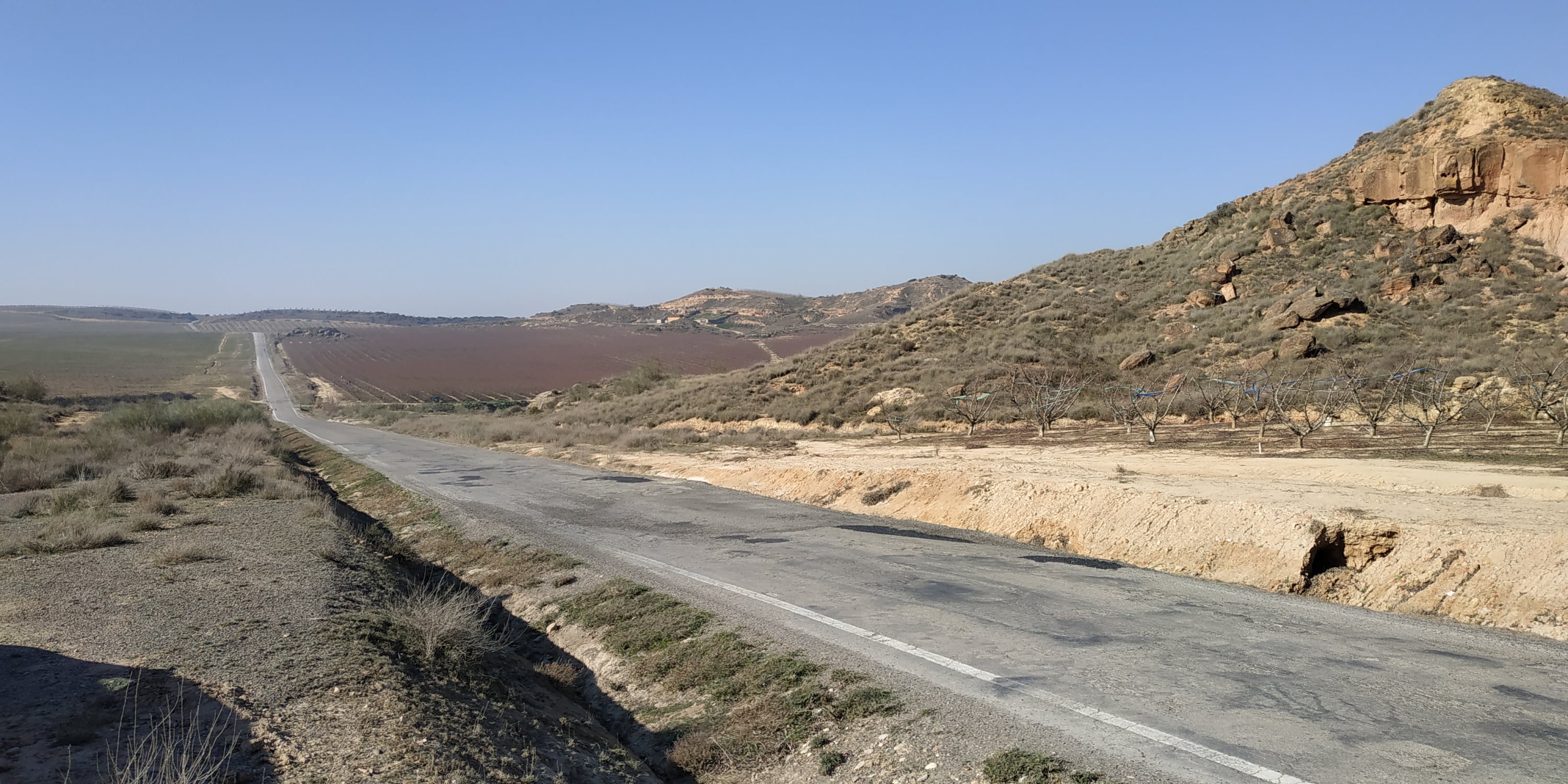 Estado de la carretera A-140 previo al inicio de las obras