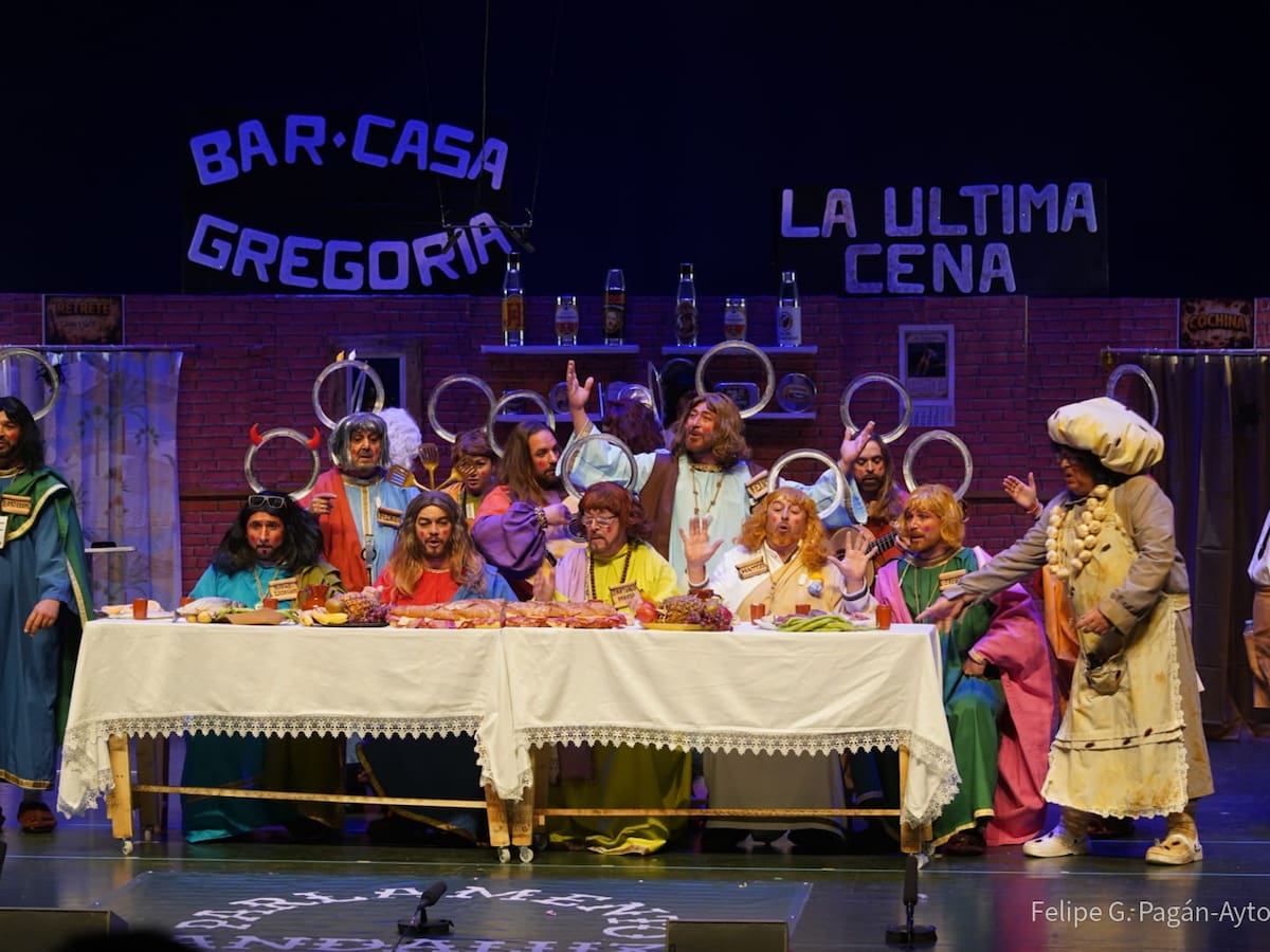 Robinsones de la Isla ganan la final del Concurso de Chirigotas del Carnaval de Cartagena