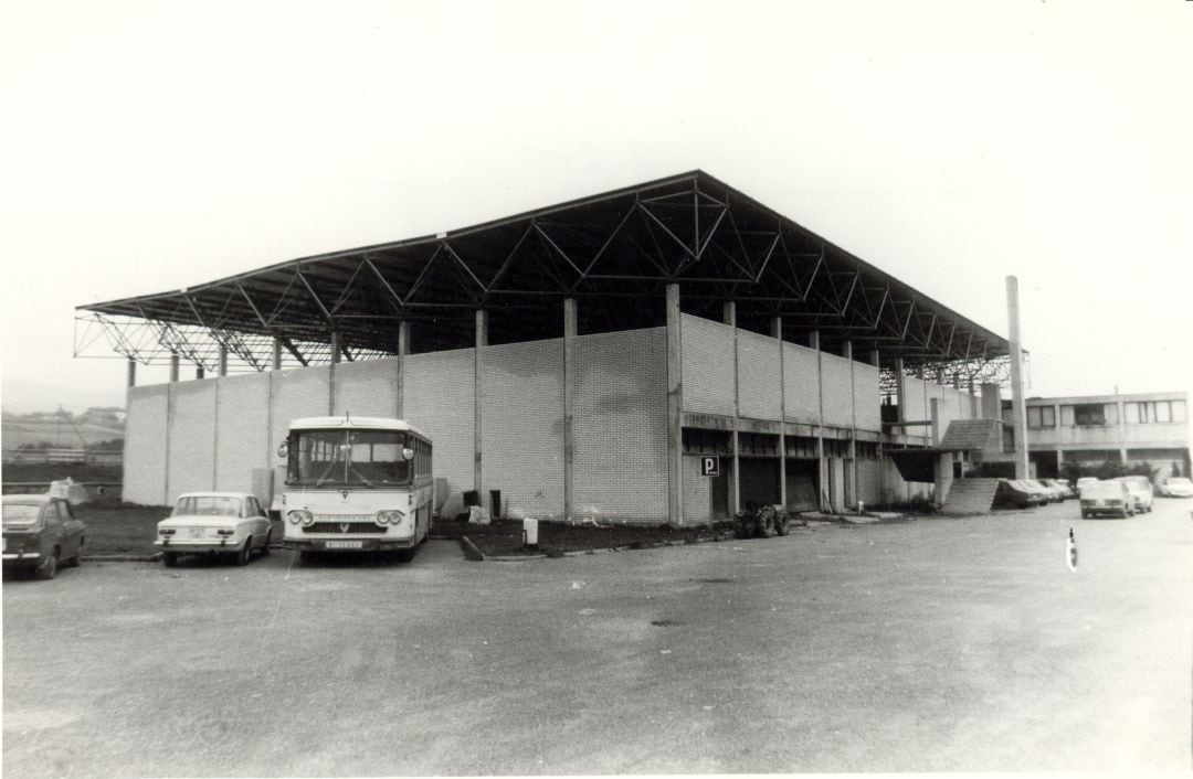 Exterior de las instalaciones de Lezama en 1974