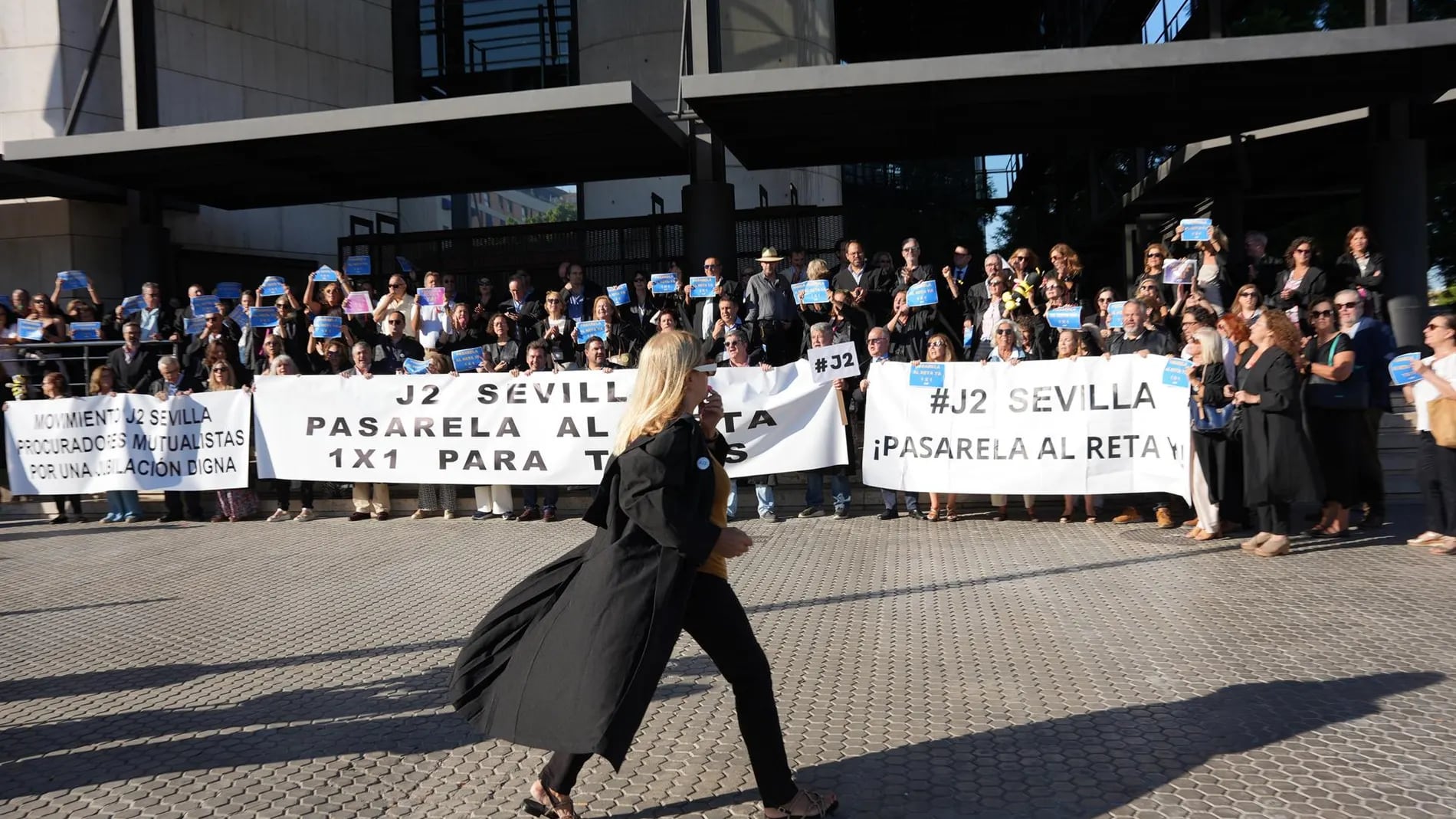 Manifestación de abogados y procuradores en Sevilla. Europa Press