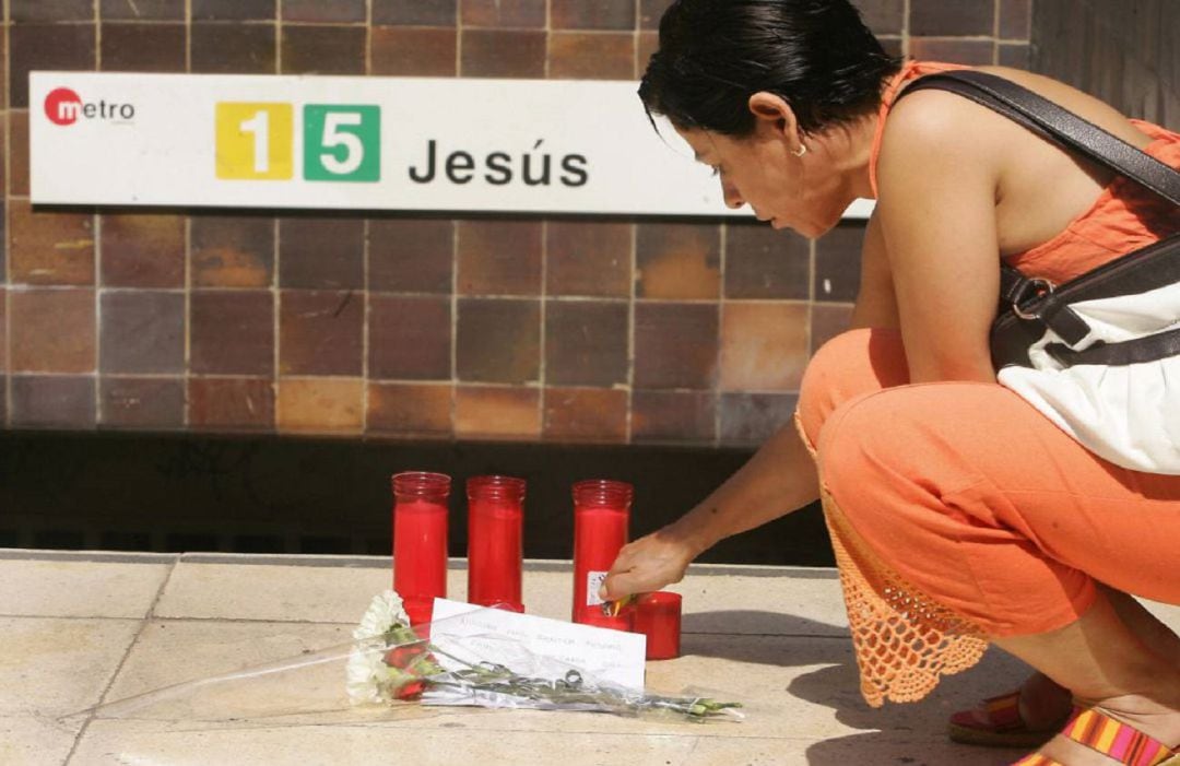 Imagen de archivo de homenaje a las victimasen la estación del accidente