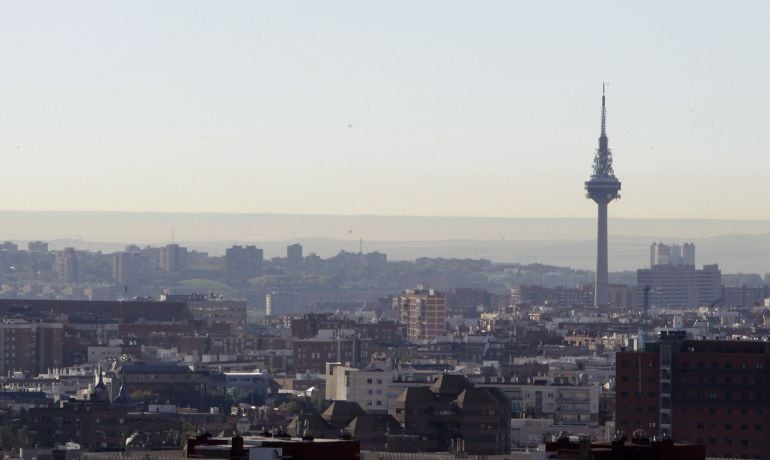  Vista del cielo de Madrid en la jornada, este lunes. 