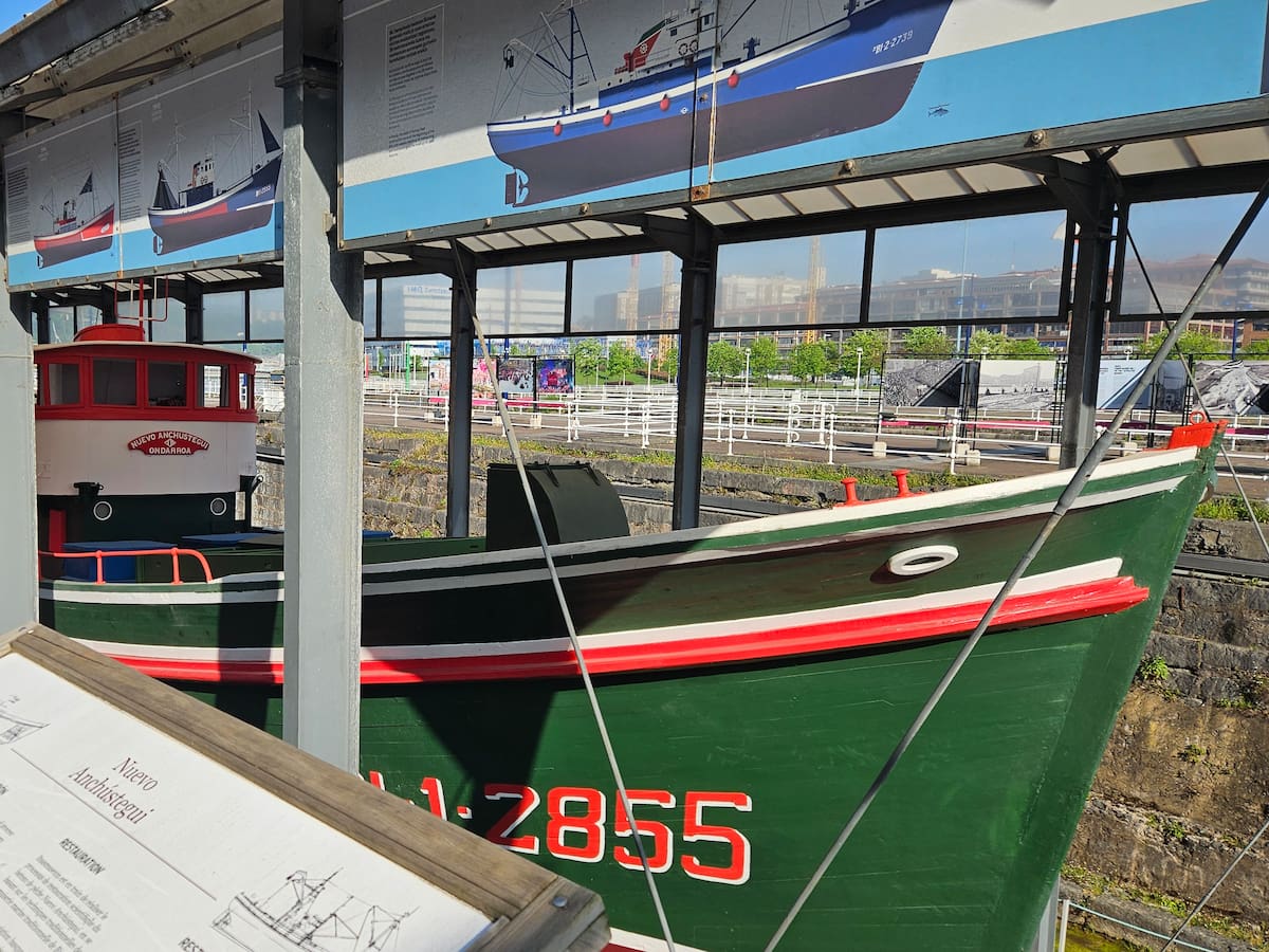 Itsasmuseum Bilbao edita la primera guía práctica para salvar embarcaciones tradicionales