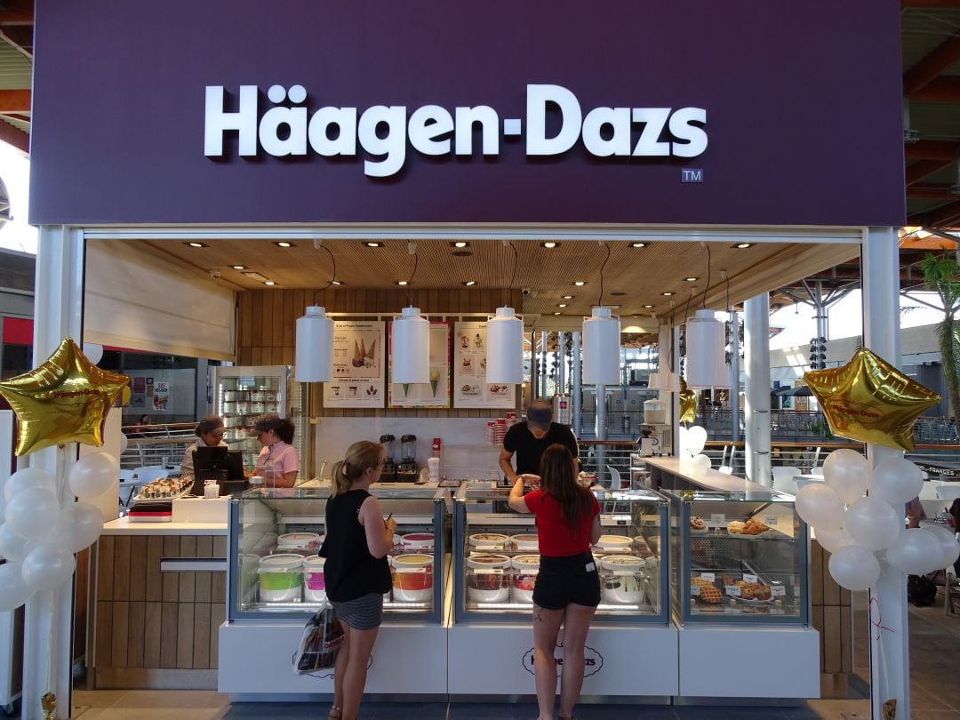 La marca de helados Häagen Dazs abre una de sus heladerías en La Vital de Gandia. 