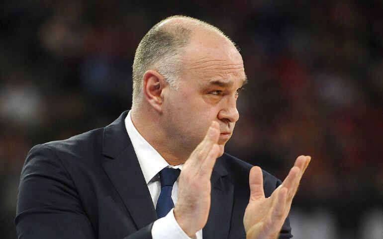 Pablo Laso aplaude durante la Copa del Rey