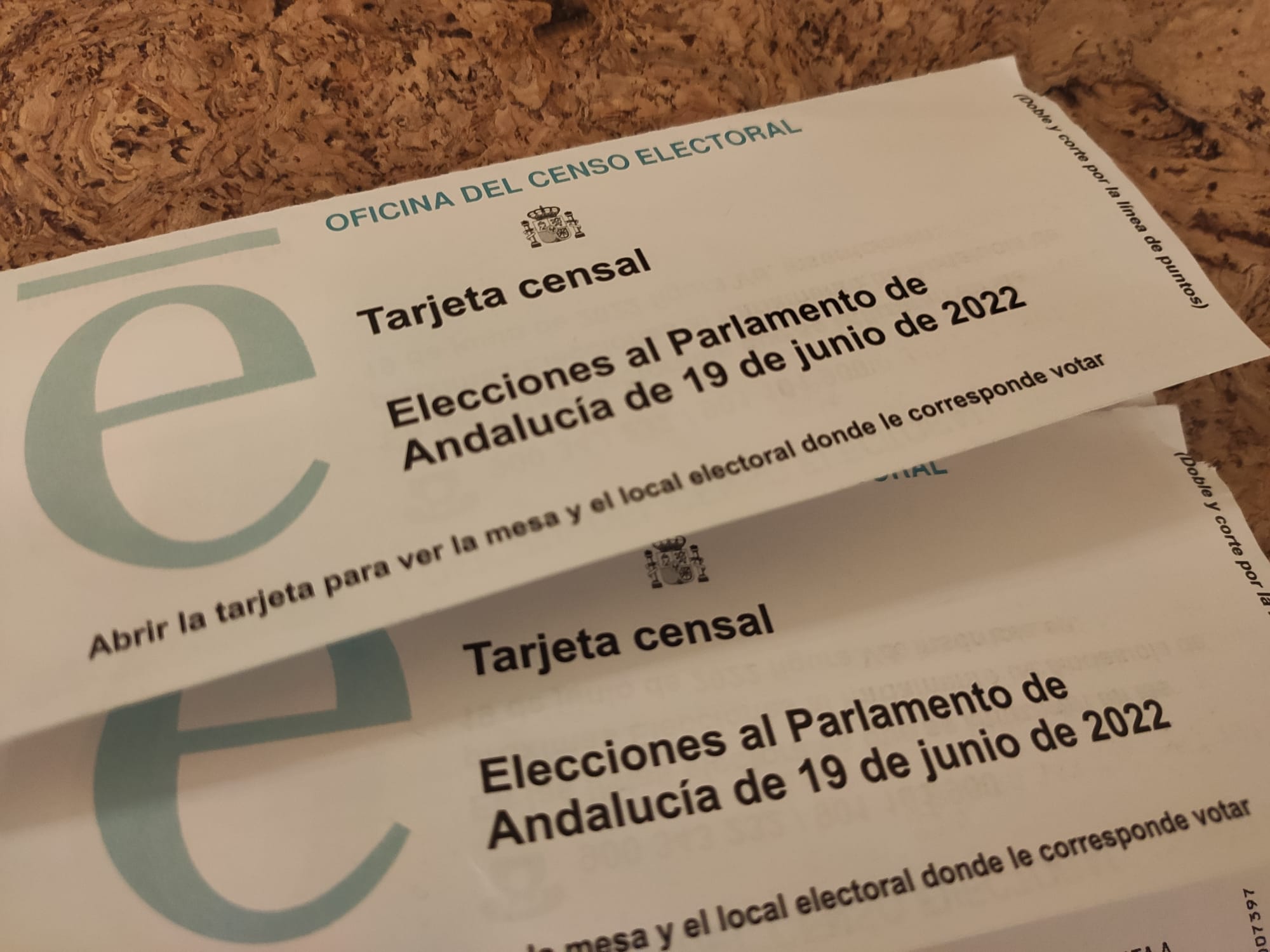 Dos tarjetas censales para las Elecciones al Parlamento de Andalucía del 19 de junio de 2022