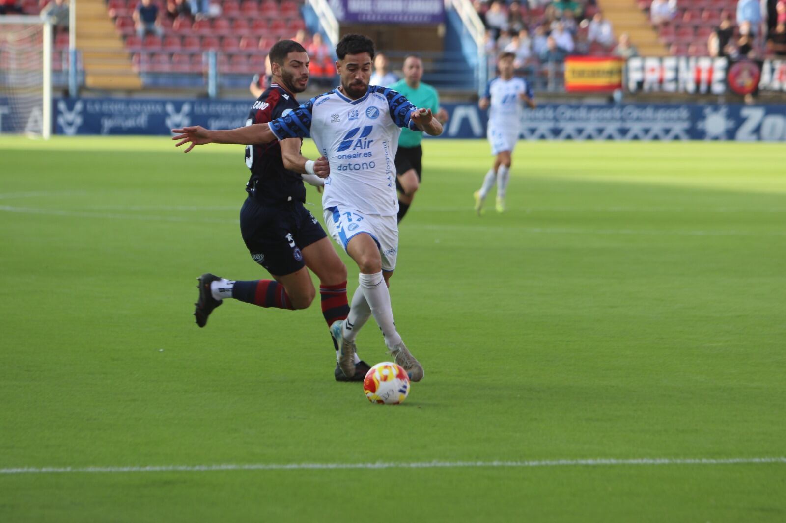 Imagen del partido entre el Extremadura y el Xerez DFC