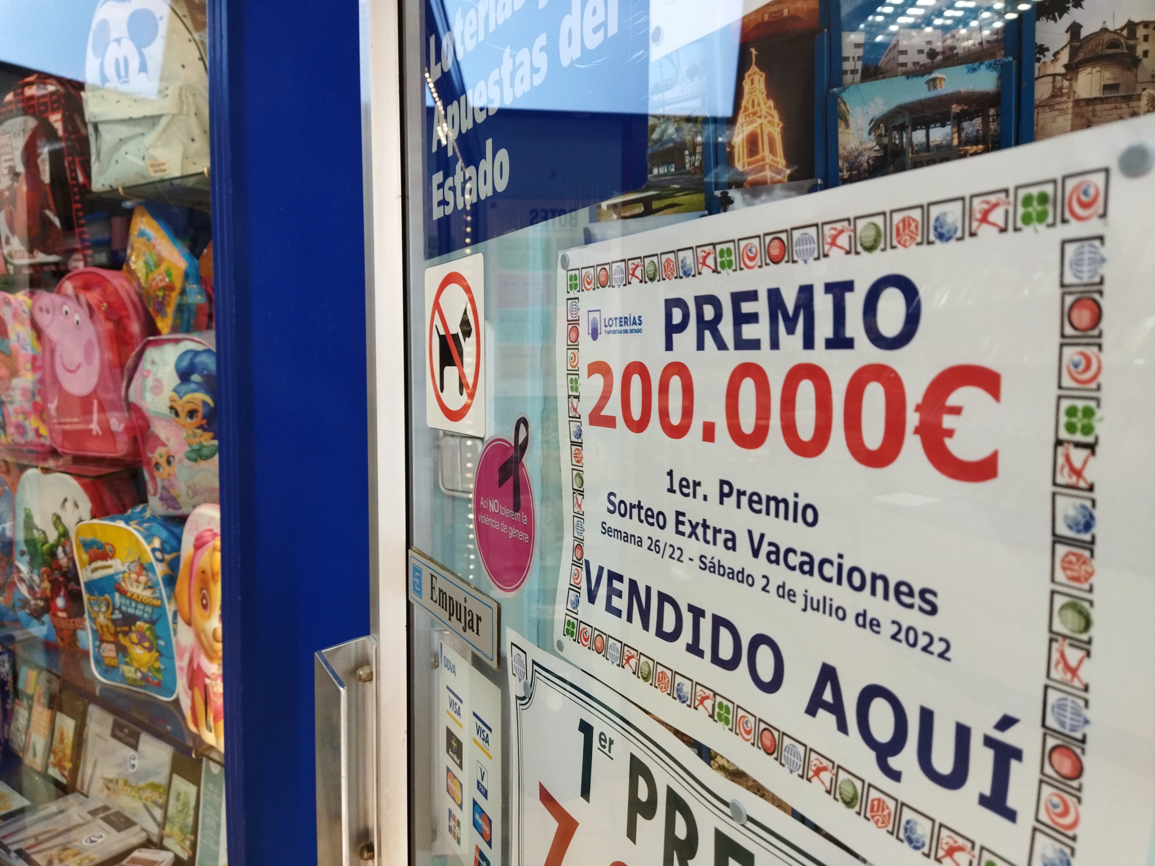 La papelería Entenza, en Alcoy, vendió un décimo del primer premio del Sorteo Extraordinario de Vacaciones de la Lotería Nacional.