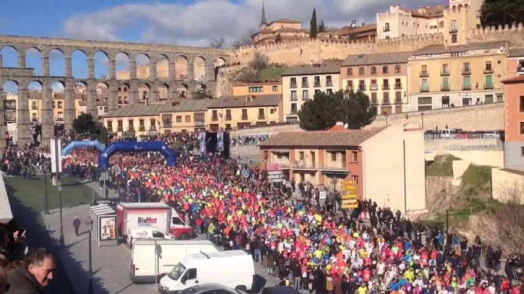 Salida de la media maratón Ciudad de Segovia