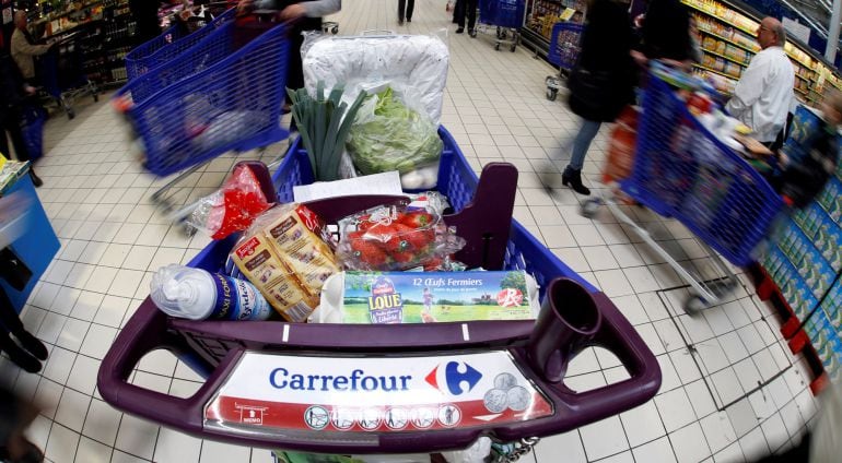 Un carro de la compra de Carrefour.