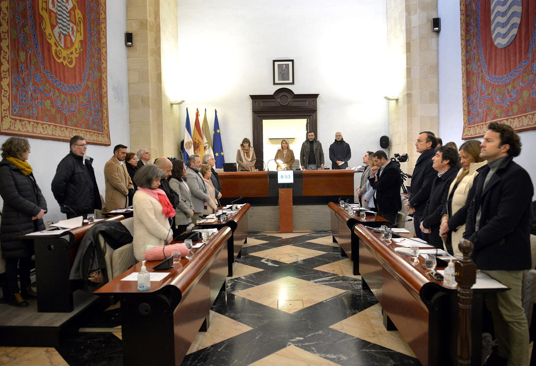 Minuto de silencio en el Ayuntamiento de Jerez por la tragedia de Algeciras