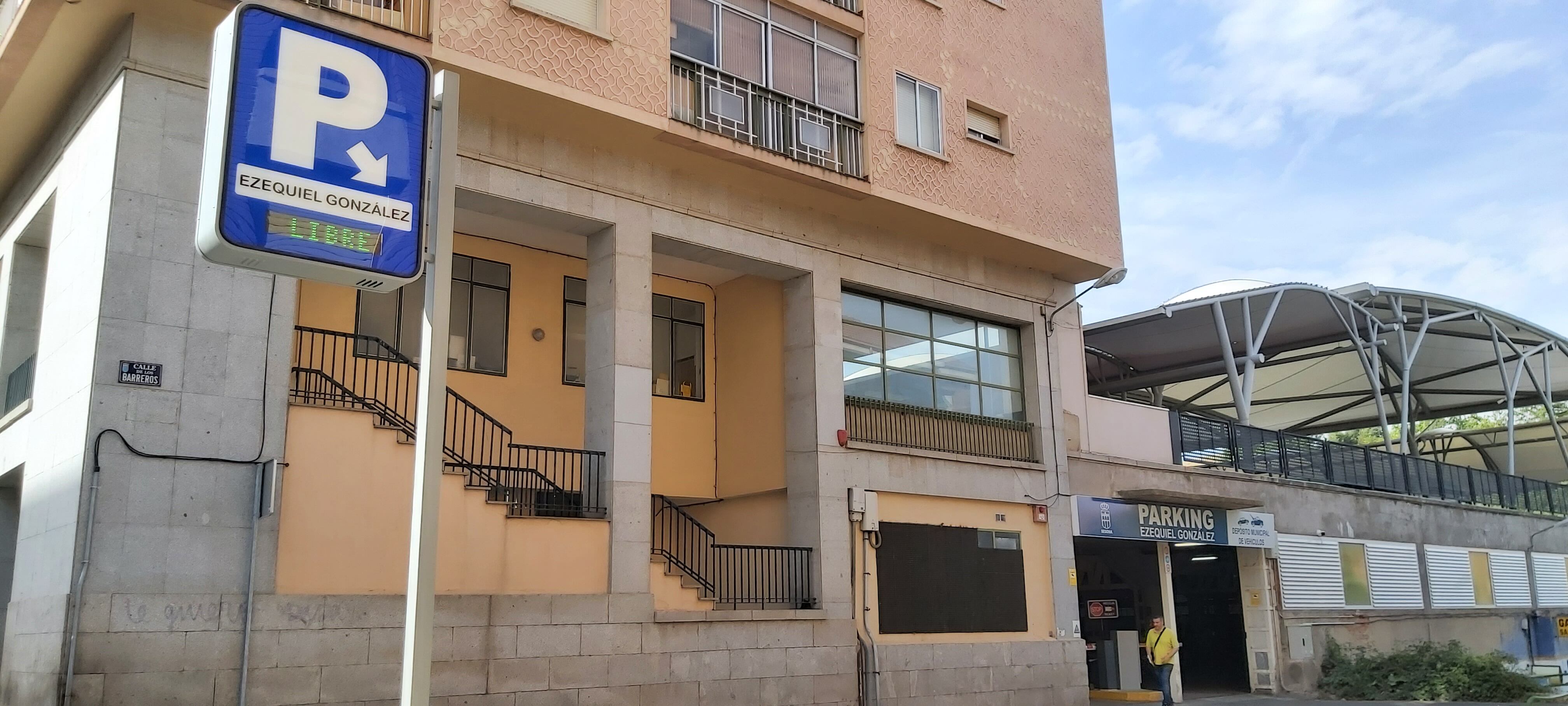 Párking Ezequiel González