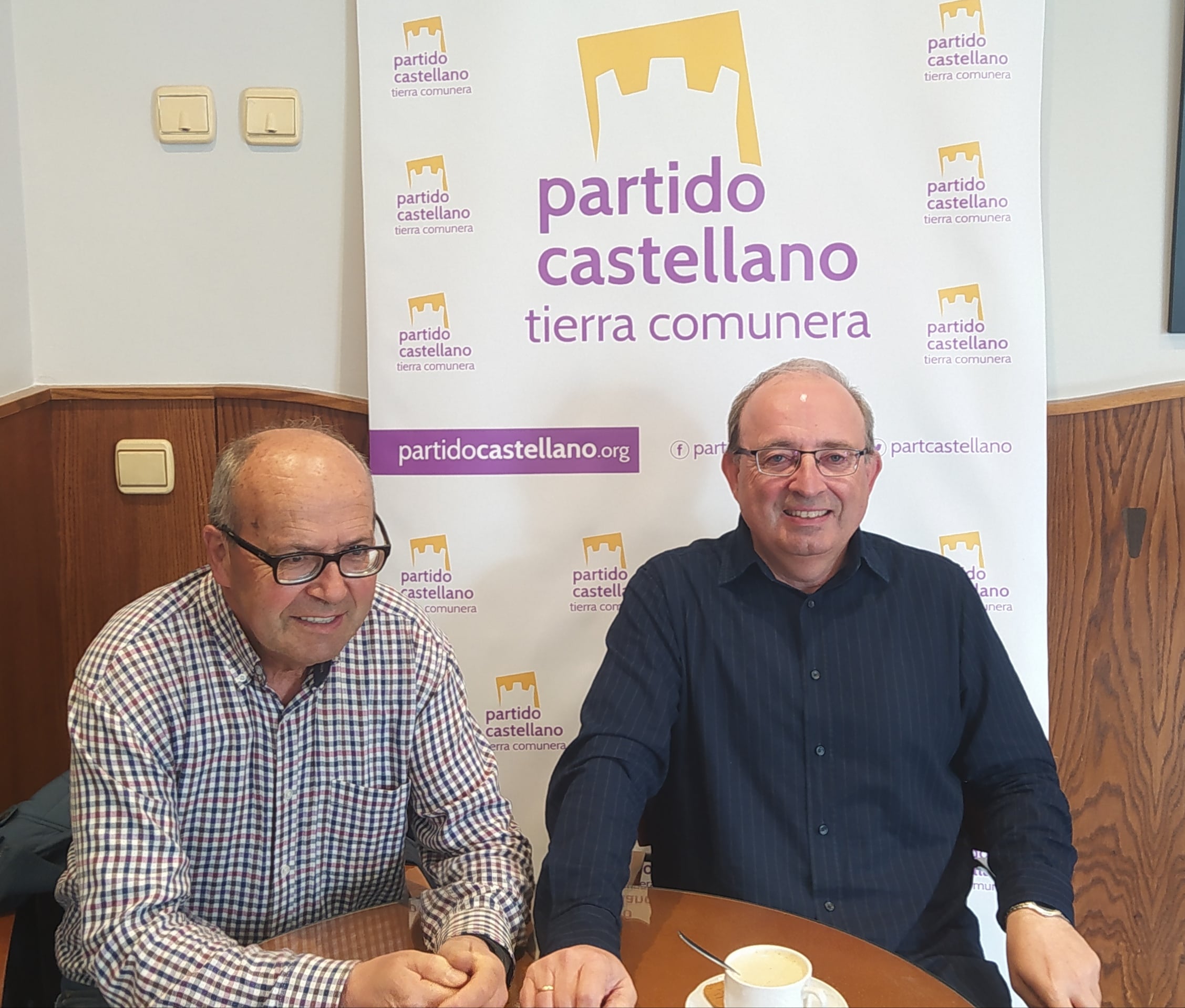 Luis Marcos (dcha) y Benito Calzada, dos históricos del castellanismo político