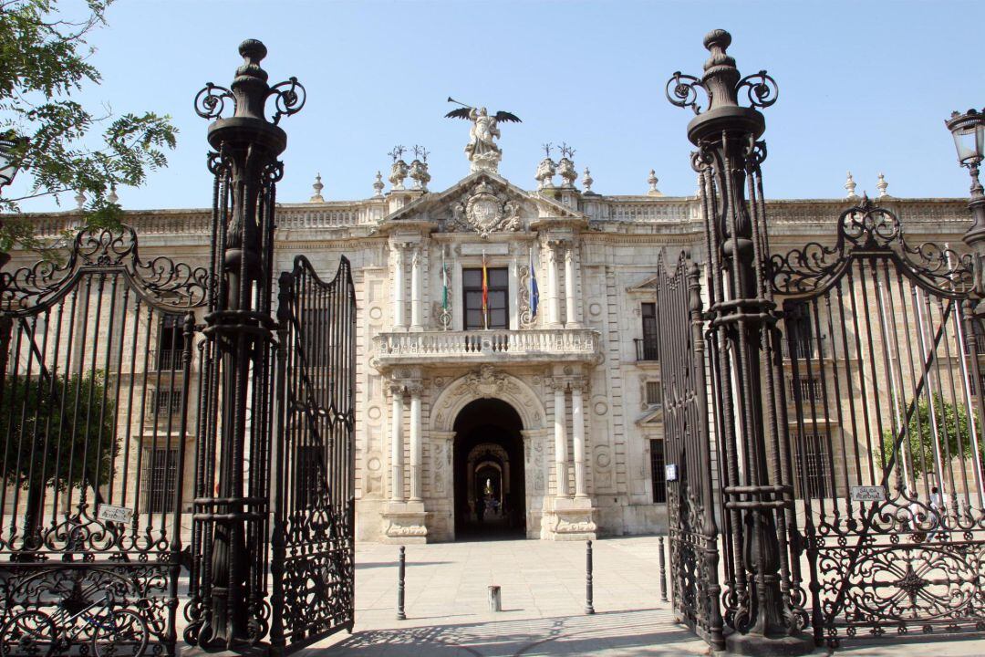 La Universidad de Sevilla se sitúa entre las 300 universidades mejor valoradas en reputación académica, según un ránking mundial.