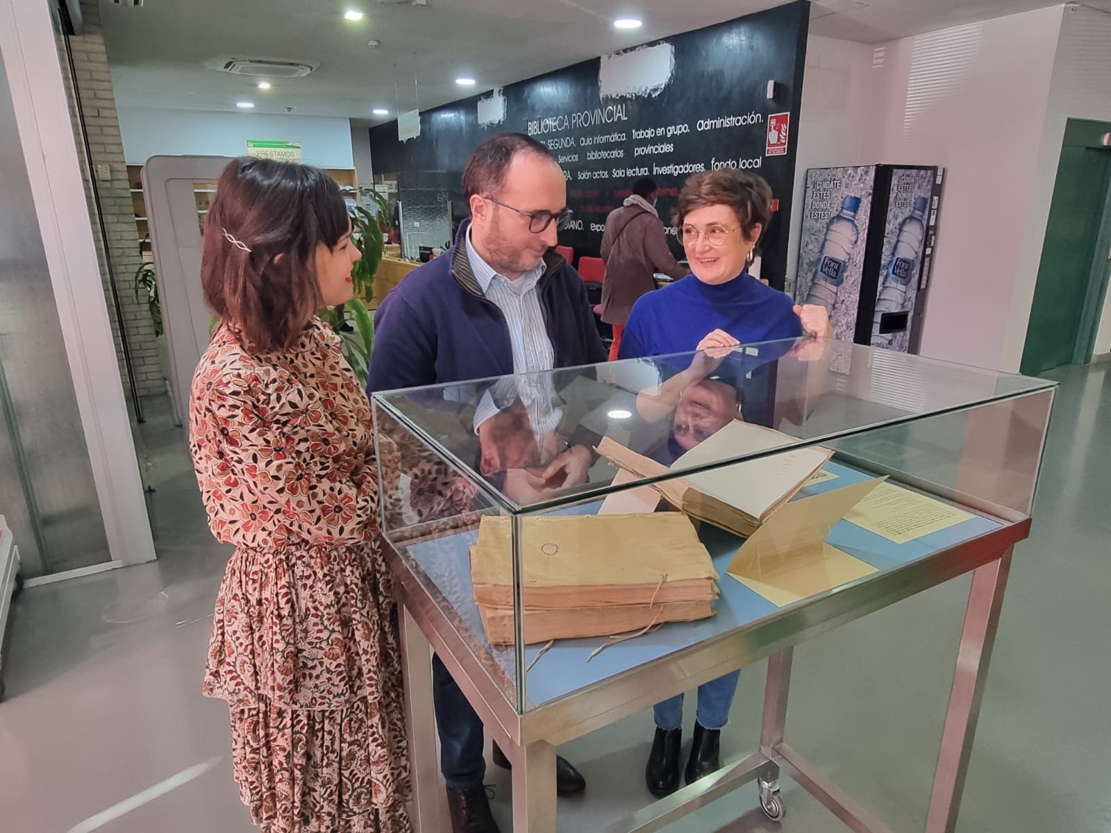 Exposición "TEsoro del Mes" en la Biblioteca Pública de Jaén