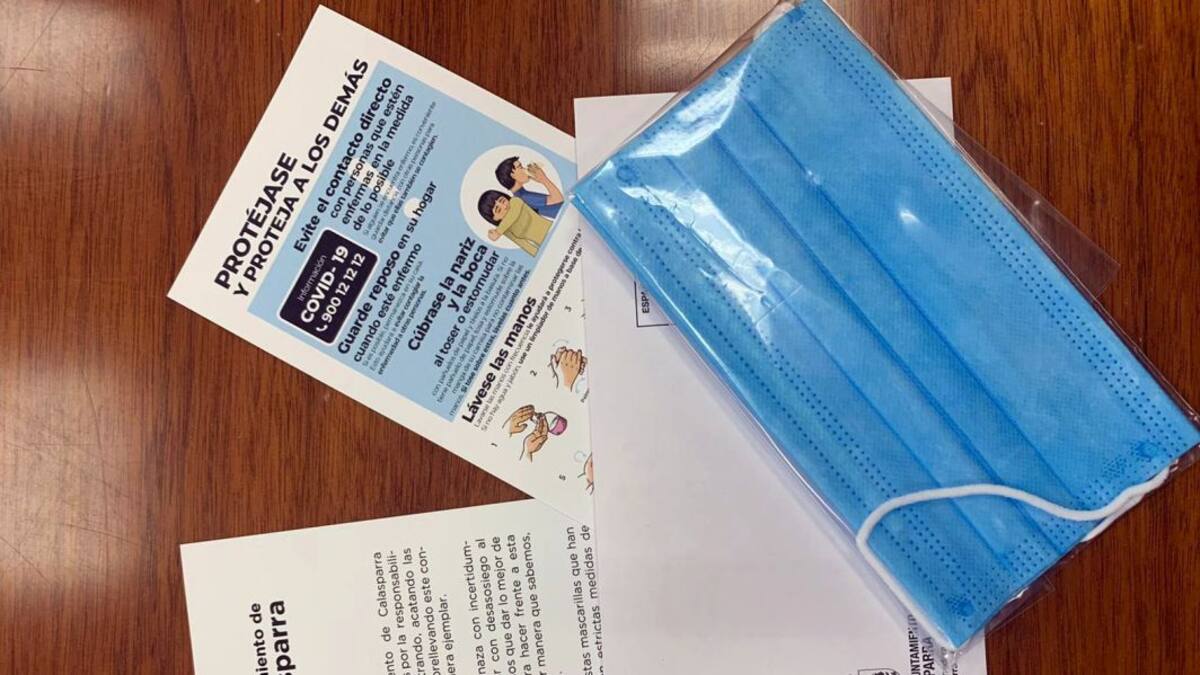 El Ayuntamiento de Calasparra reparte 11.000 mascarillas entre los vecinos de la localidad