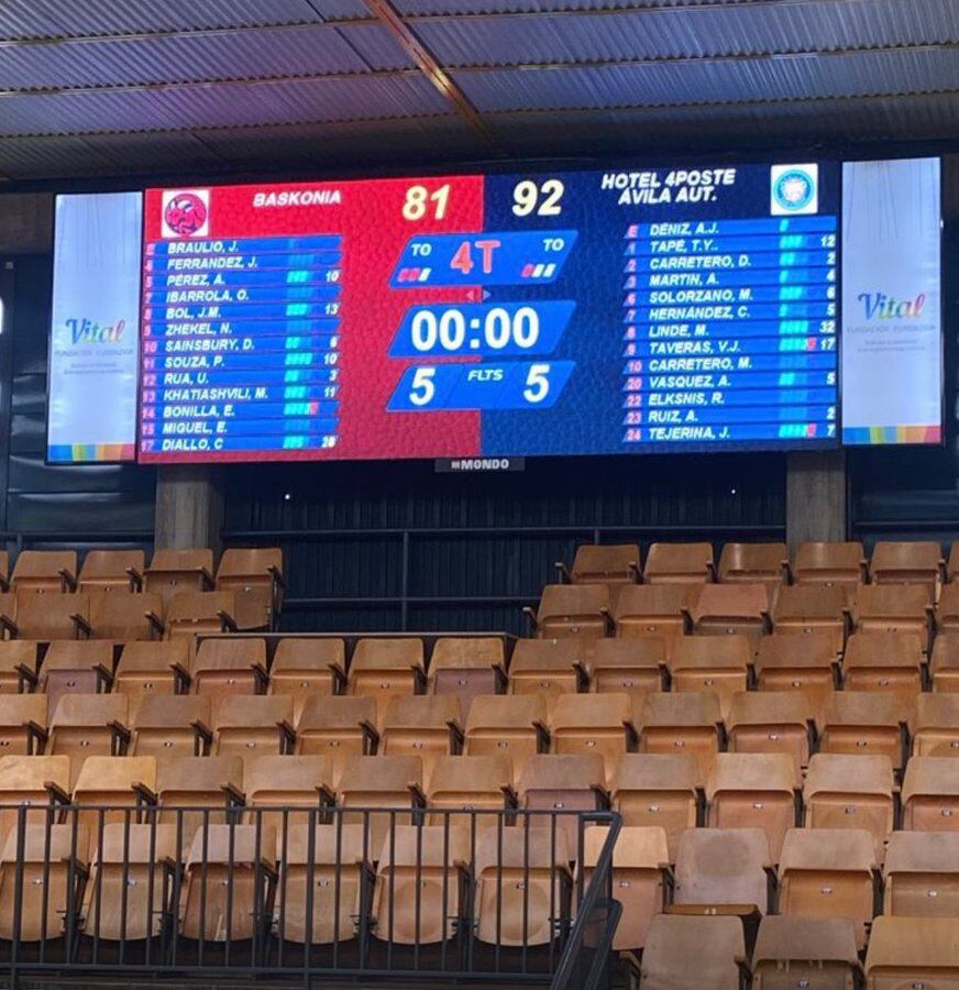 El Óbila dio un golpe de autoridad en Vitoria