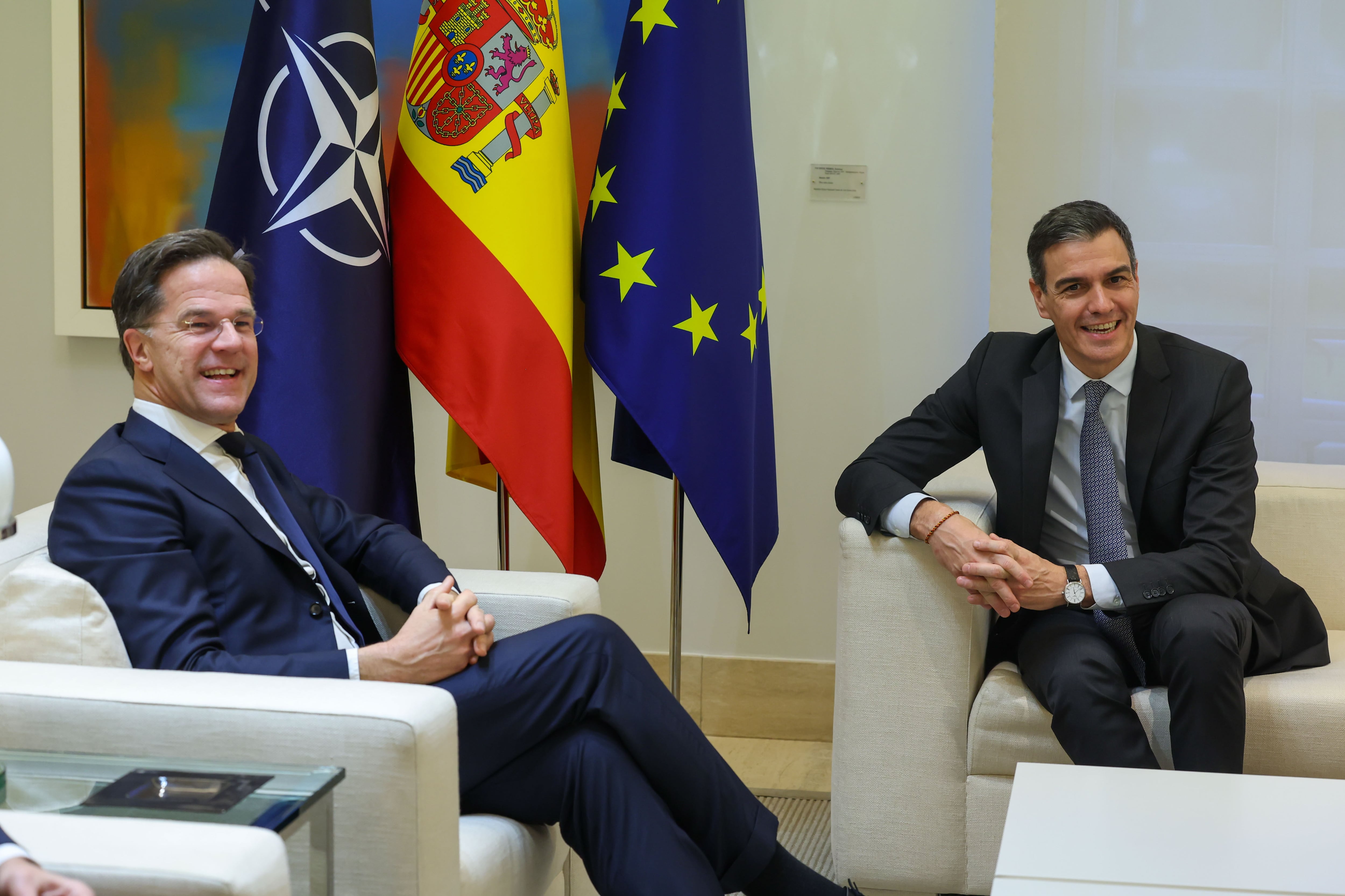 El presidente del Gobierno, Pedro Sánchez, recibe al secretario general de la OTAN, Mark Rutte, este lunes en el Palacio de la Moncloa