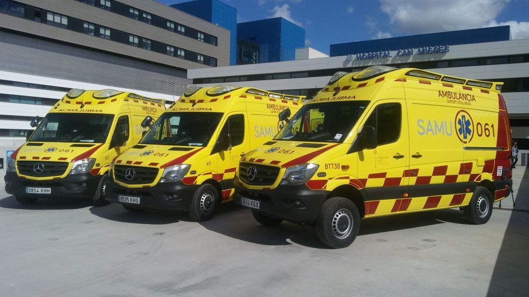 Imagen de las nuevas ambulancias del 061