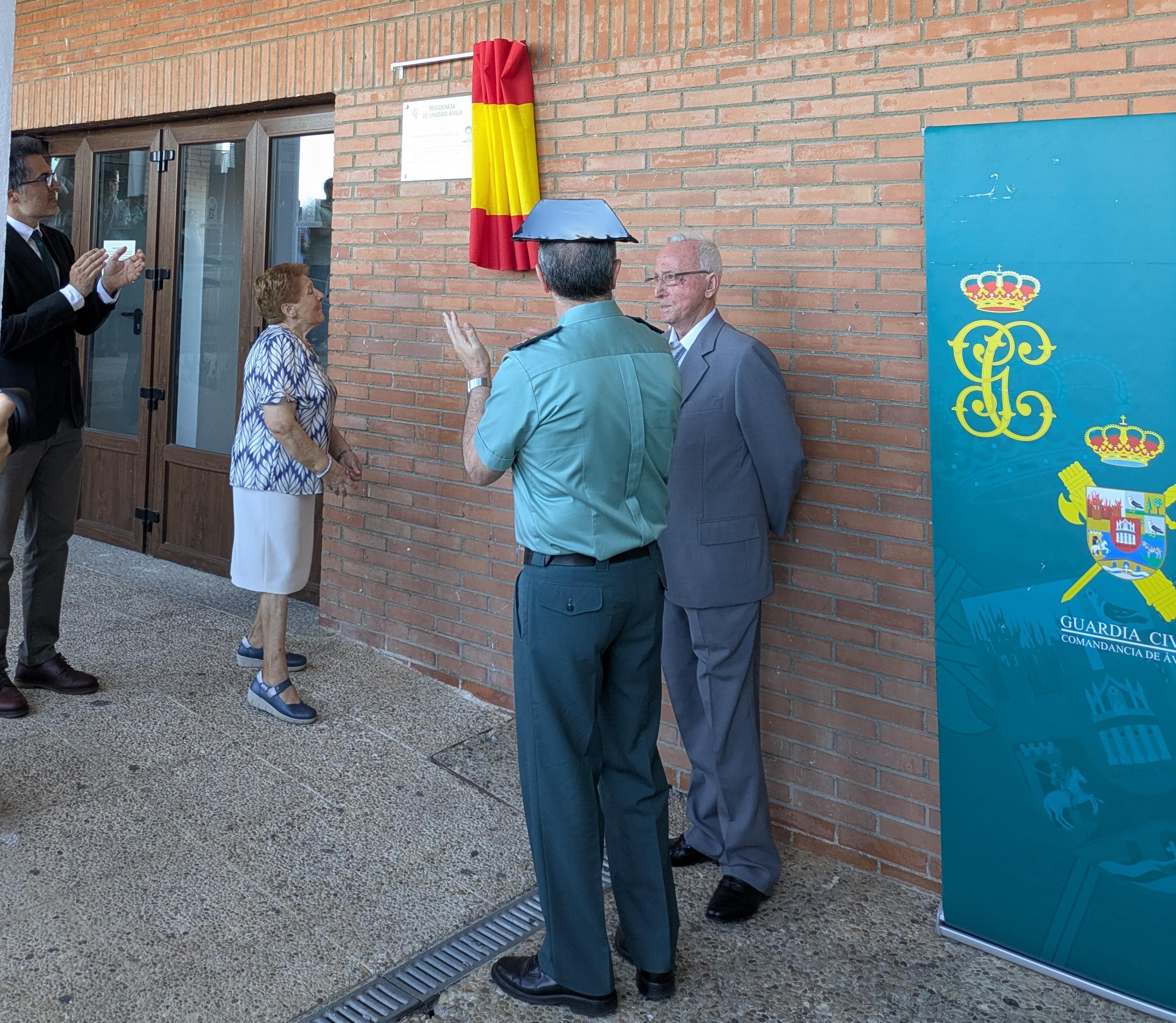 Homenaje Guardia Civil Ávila a Fernando Trapero