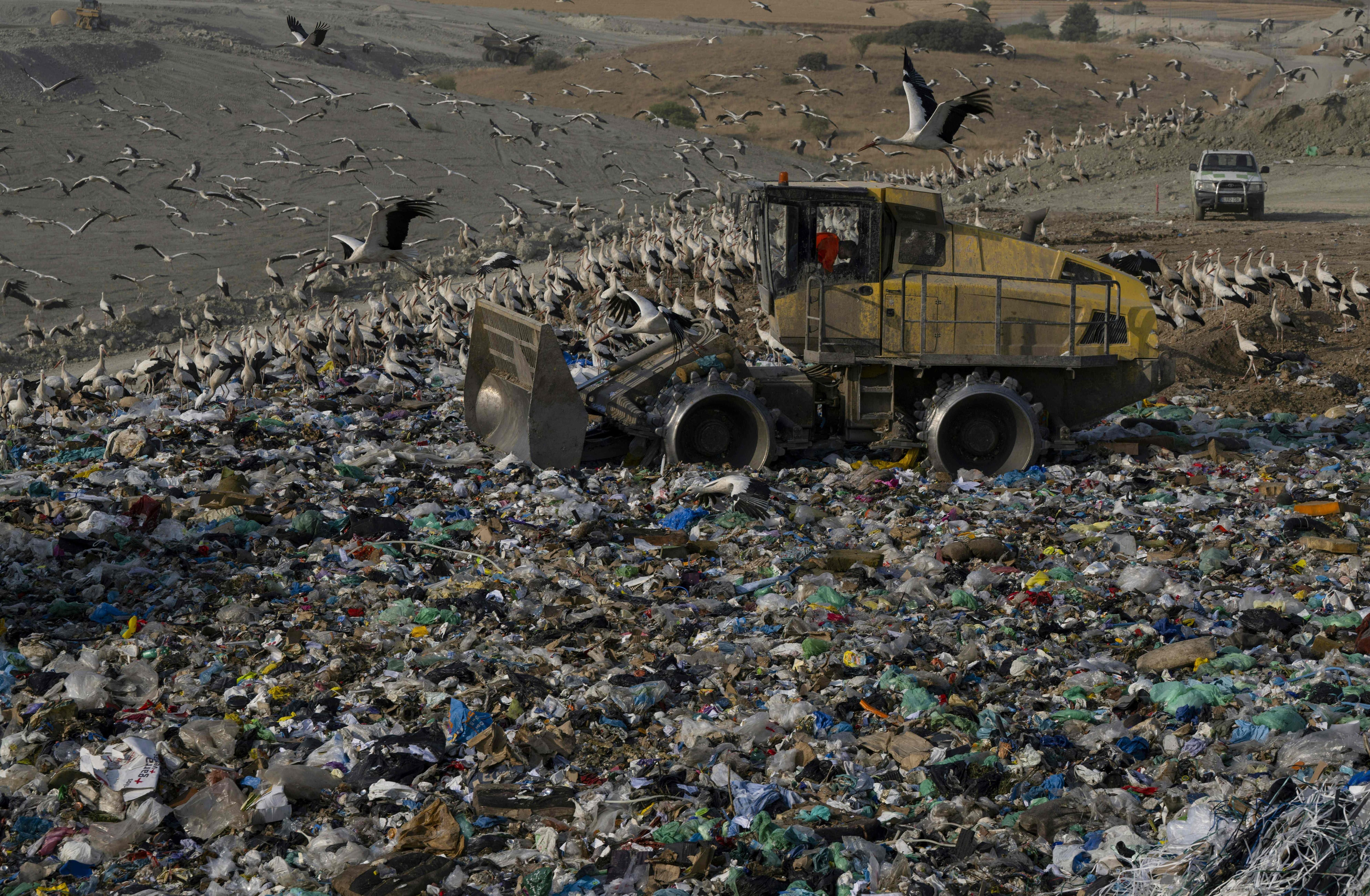 Imagen del vertedero de Pinto, algunos de cuyos residuos alimentarán la nueva planta de biometano que entrará en funcionamiento en 2024