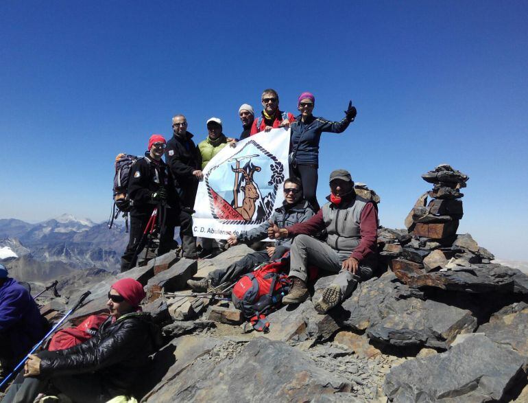 Cumbre en Tarija del grupo de expedicón.