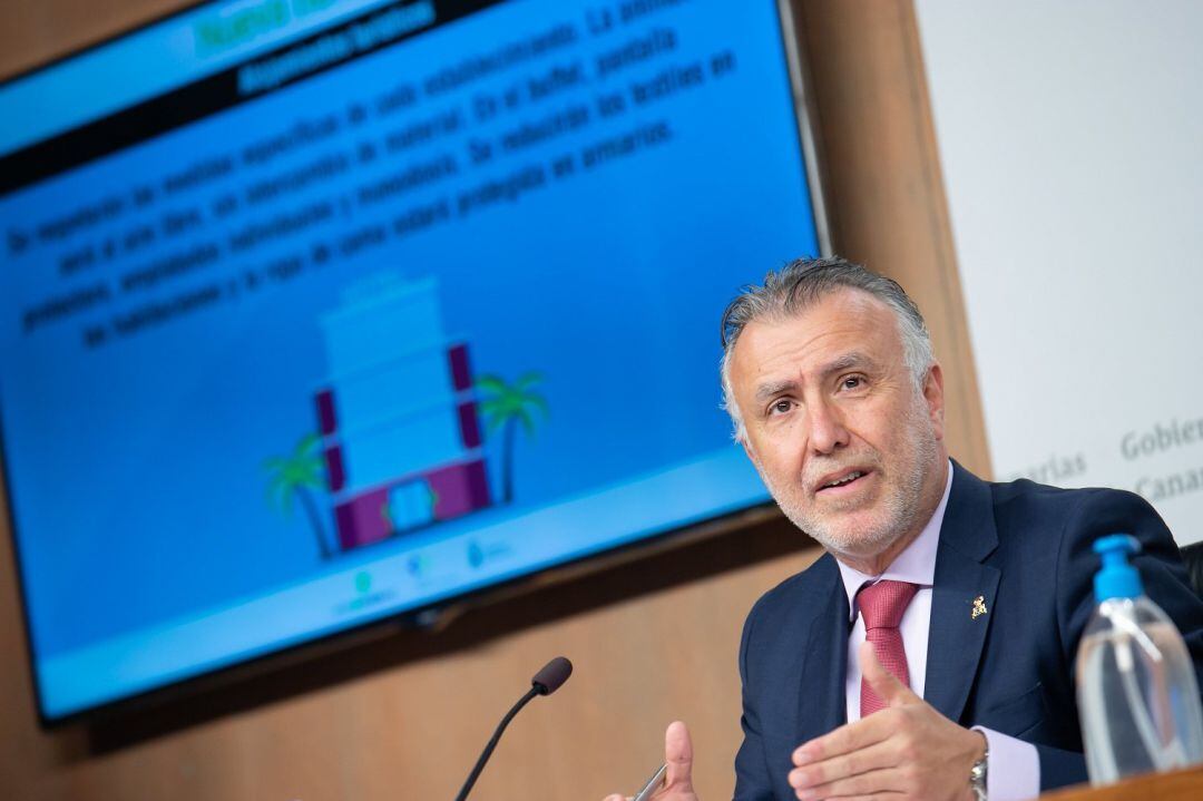 El presidente de Canarias, Ángel Víctor Torres