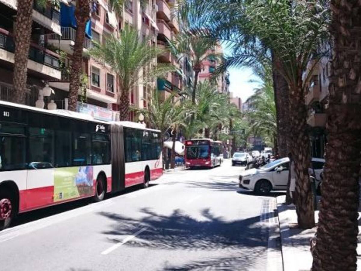 Bus circular y recarga del bono multiviajes en parquímetros de la ORA
