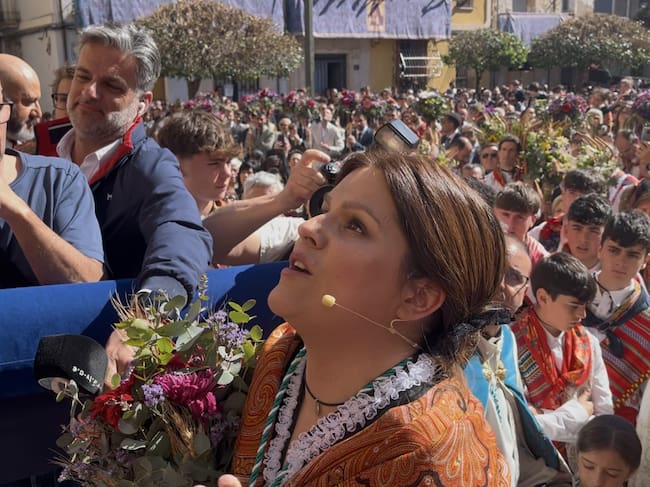 Raquel Palací Barber durante la súplica a la Mareta.