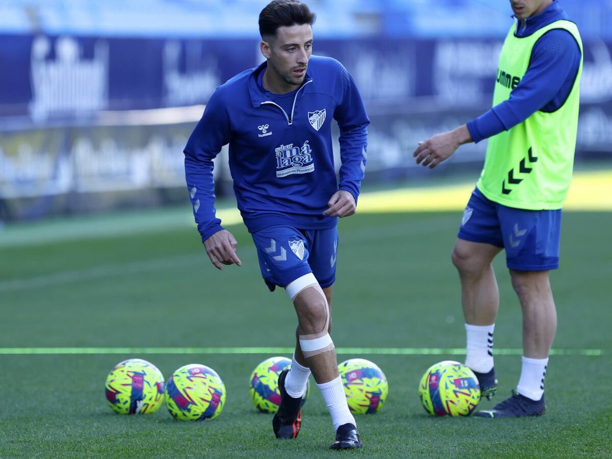 Julián Delmás, Genaro, Escassi, Juande, Chavarría y Ndiaye bajas en el Málaga para enfrentarse mañana al Oviedo