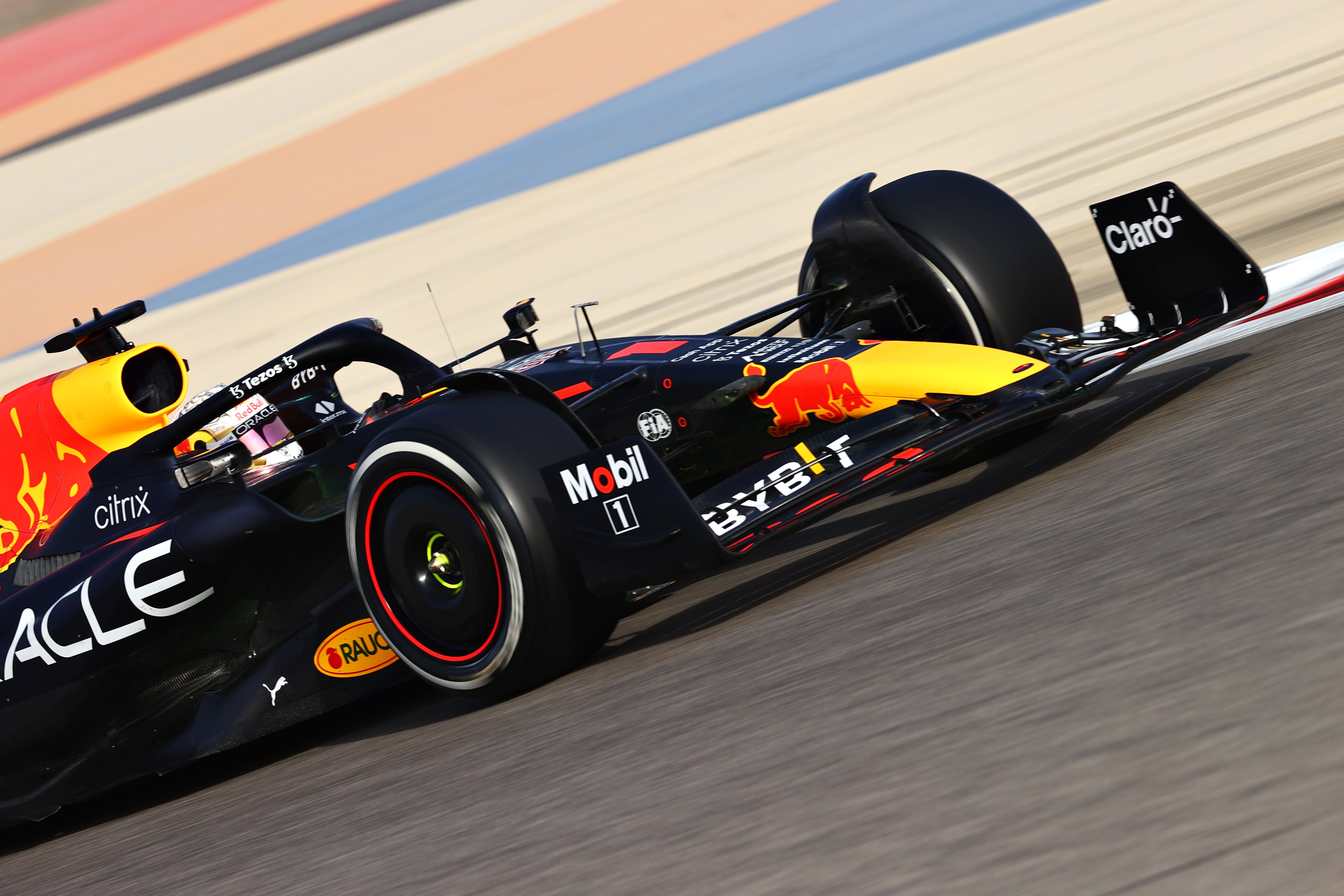 Max Verstappen durante la jornada de test en Baréin