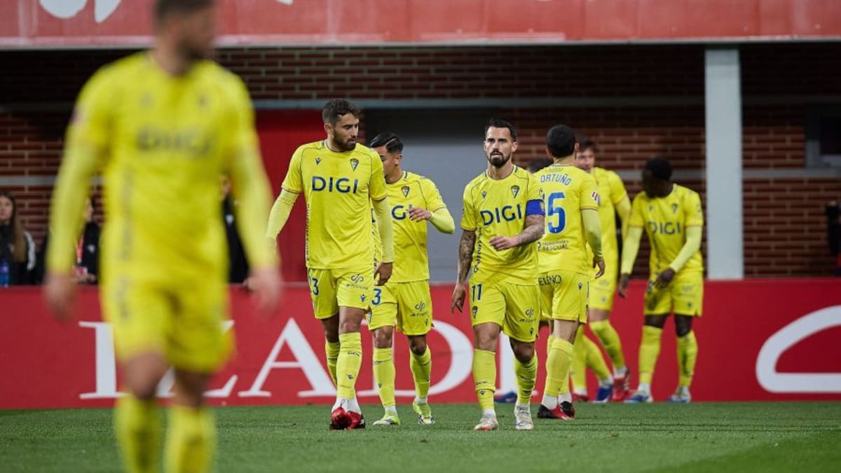 El Cádiz CF gana 63 días después en el redebut de Sergio González