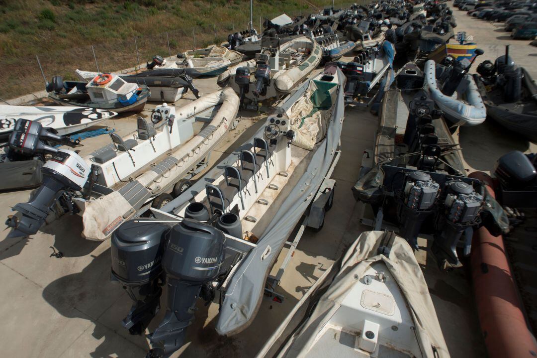 Varias embarcaciones incautadas a, supuestamente, organizaciones relacionadas con el narcotráfico en el Campo de Gibraltar.