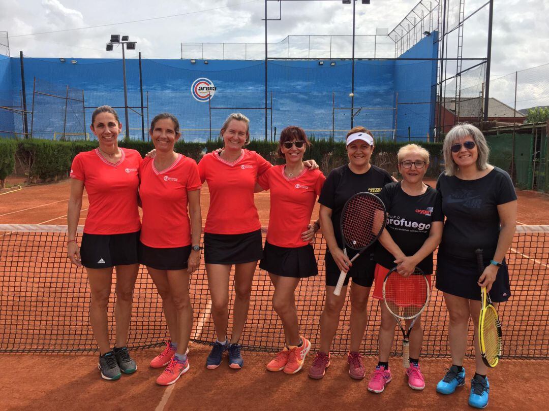 Veteranas +45 del Club de Campo de Elda y el Sporting Valencia