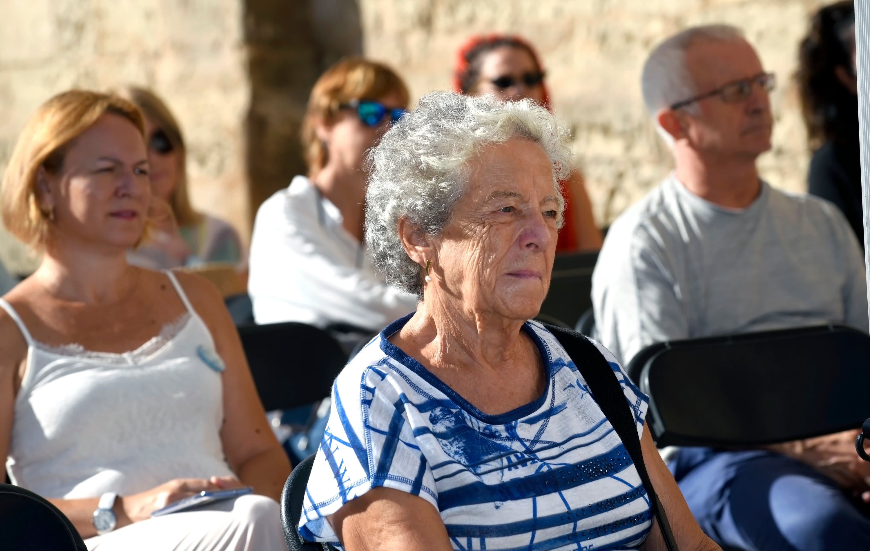 &quot;Las olas de calor impiden la participación social&quot; de las personas mayores en Navarra