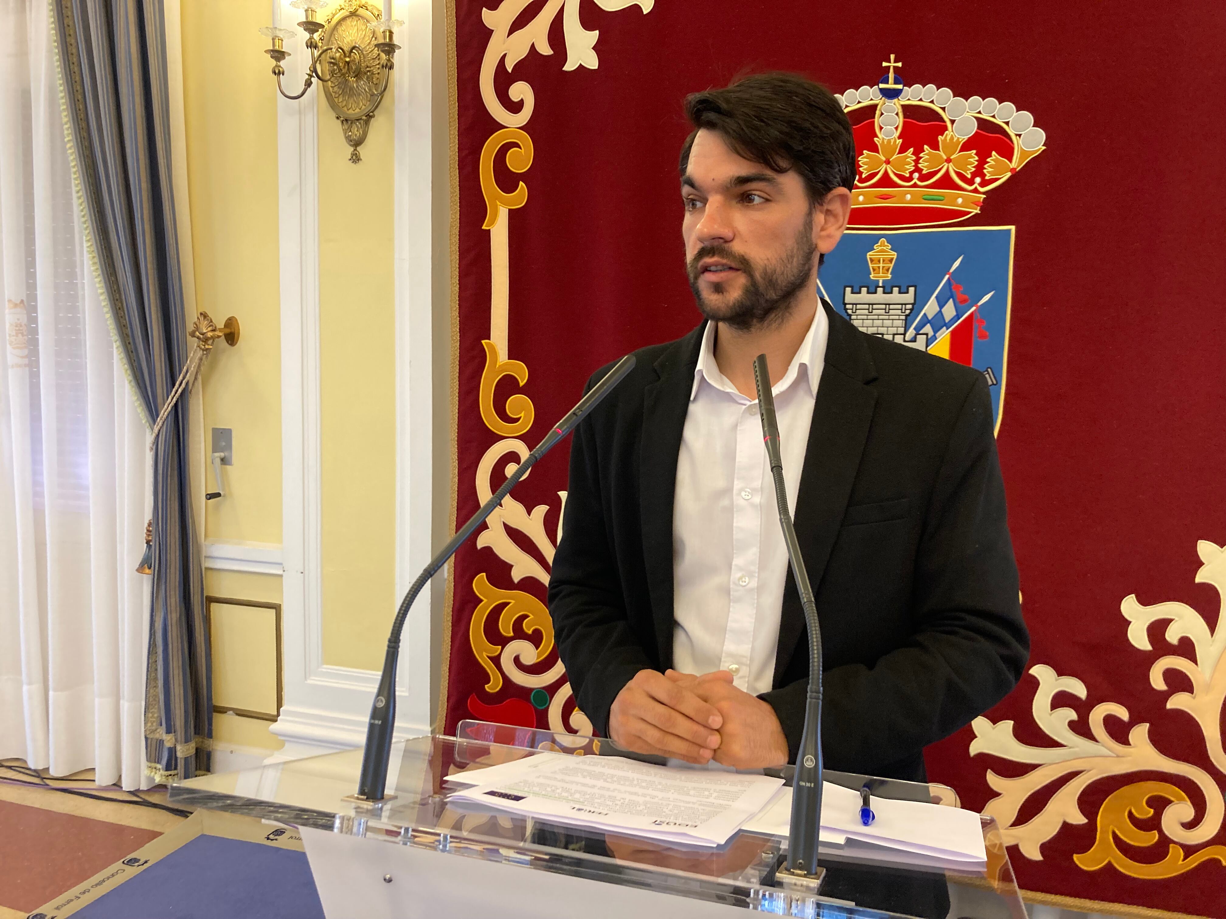 Julián Reina, en rueda de prensa