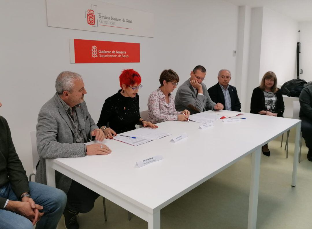 Momento de la firma del acuerdo