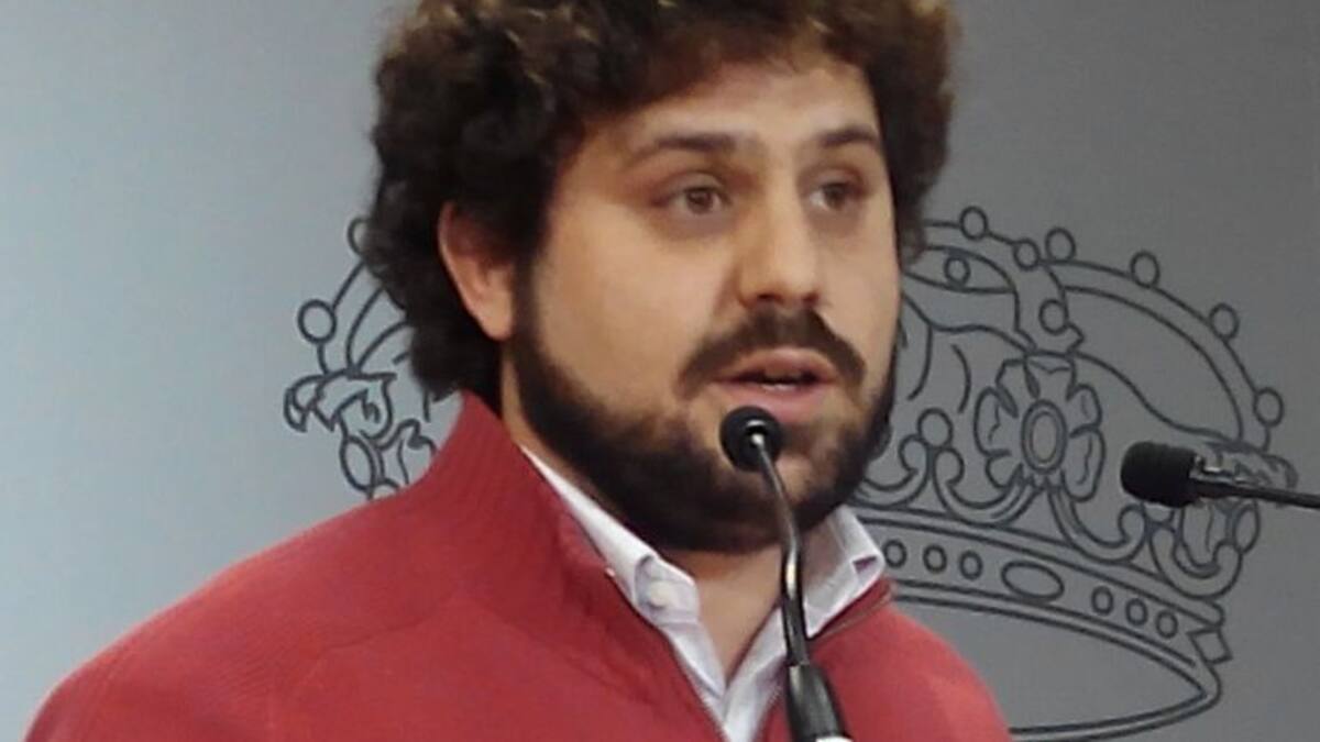 Ningún político, ni el presidente, cobrará en la Emusvi