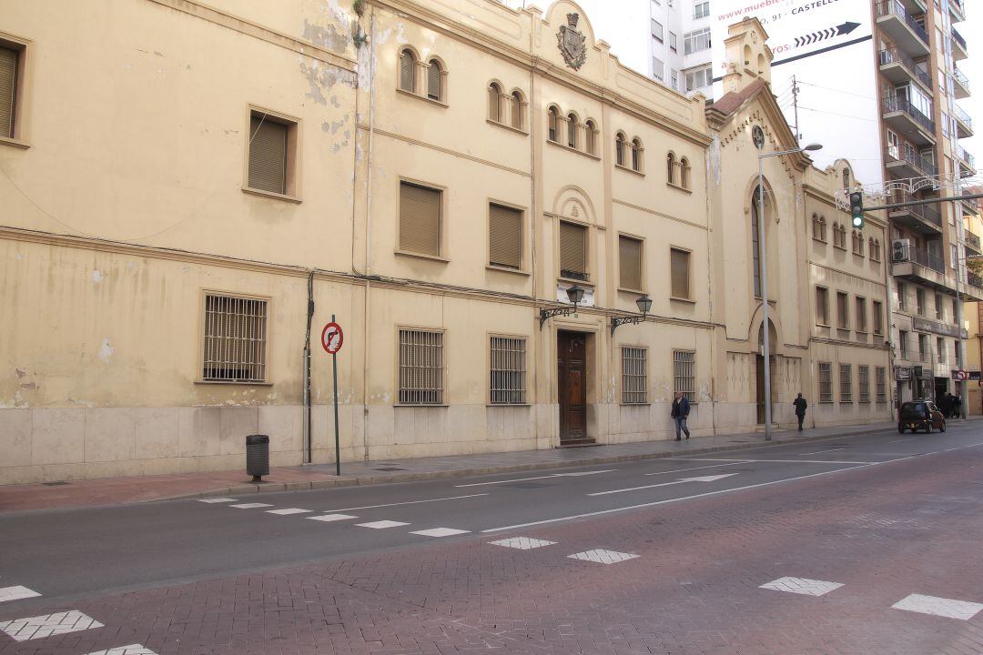 Antiguo asilo en la calle Gobernador de Castelló