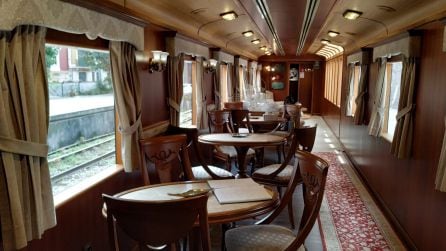 Interior del Tren Transcantábrico.