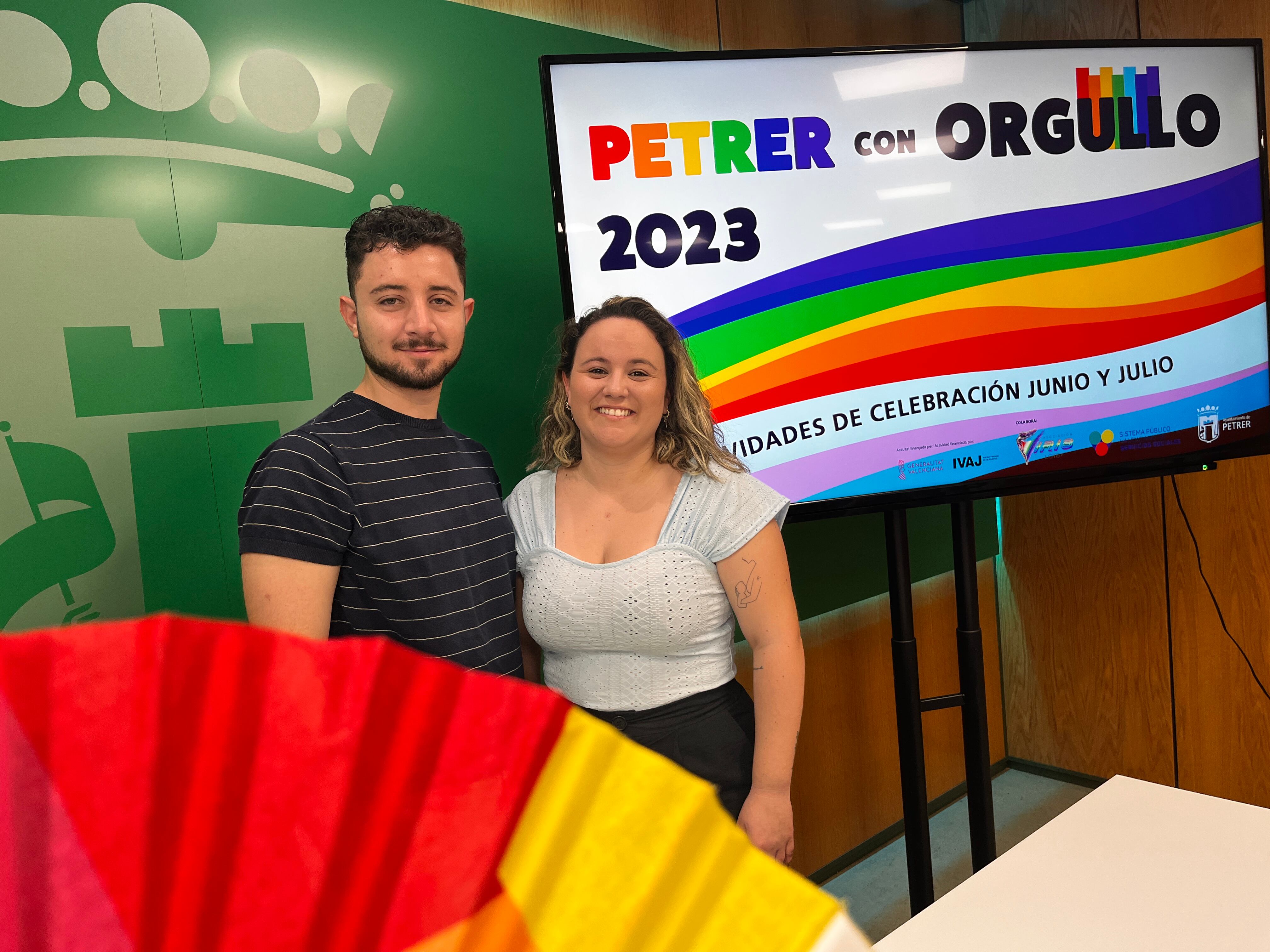 Alejandro Ruiz, concejal de infancia, Juventud y Diversidad y Ana Tortosa, concejala de Igualdad y Servicios Sociales