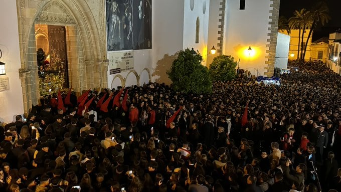 Entrada de la hermandad de Los Judíos en San Mateo