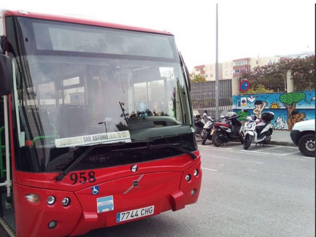 Unidas Podemos Santa Eulària exigirá al Consell que reactive la línea de autobús con Sant Antoni