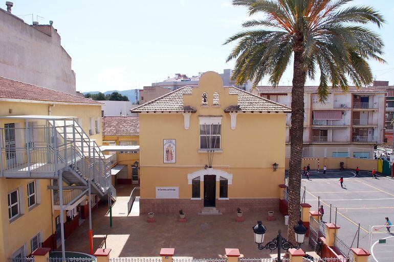 Este centro concertado de Sax tendrá jornada continua el próximo curso