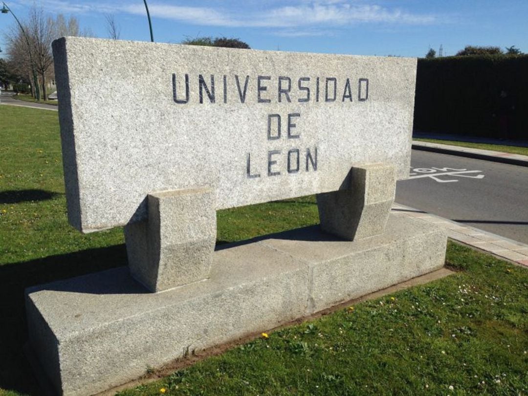 La Universidad de León pasa una encuesta para saber la disponibilidad de equipos de los alumnos