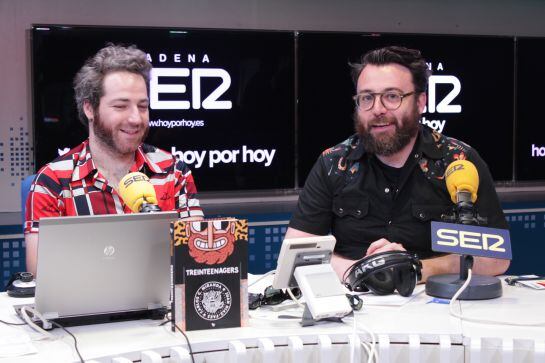 Juan Díaz-Faes y Carlos G. Miranda, co-autores de 'Treinteenagers'