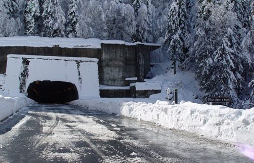 Boca francesa del túnel de Somport