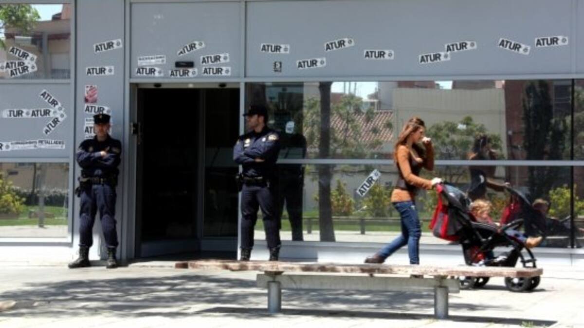 Detenen 33 persones a Catalunya en un operatiu policial contra el tràfic de dades personals